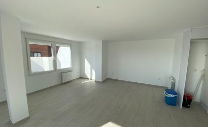 Herverkoop - Apartment -
Villena