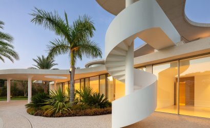 Revente - Villa -
Malaga - Casares