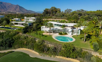 Revente - Villa -
Malaga - Casares