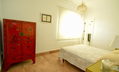 Resale - Villa -
Torrevieja - Torreta