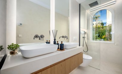 Reventa - Apartment -
Benahavis - La Quinta