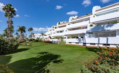 Herverkoop - Apartment -
Marbella - Los Monteros