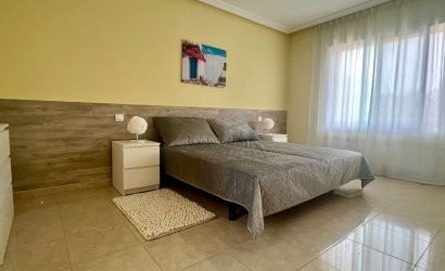Resale - Villa -
Benidorm