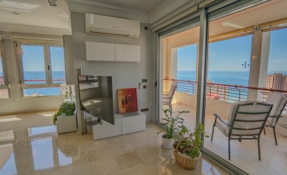 Revente - Apartment -
Benidorm