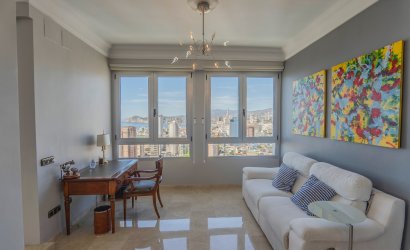 Revente - Apartment -
Benidorm