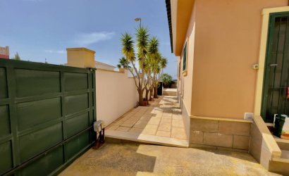 Resale - Villa -
Ciudad Quesada