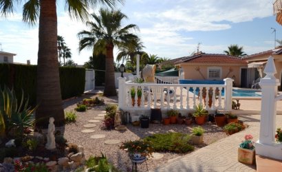 Herverkoop - Villa -
Ciudad Quesada