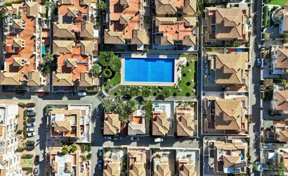 Resale - Townhouse -
Playa Flamenca