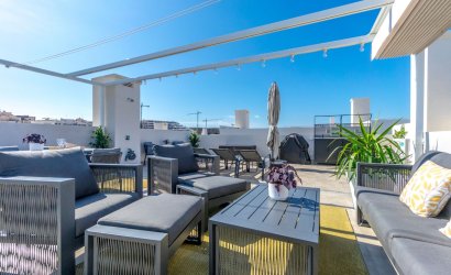 Herverkoop - Apartment -
San Miguel de Salinas