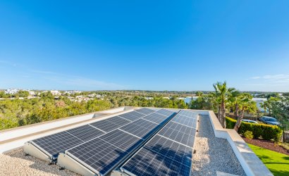 Reventa - Villa -
Las Colinas Golf Resort - Las Colinas golf