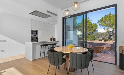 Reventa - Villa -
Las Colinas Golf Resort - Las Colinas golf