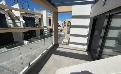 Reventa - Adosado -
Orihuela Costa - Pau 26