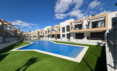 Reventa - Adosado -
Orihuela Costa - Pau 26