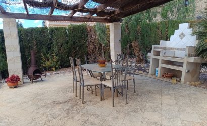 Herverkoop - Villa -
Fortuna