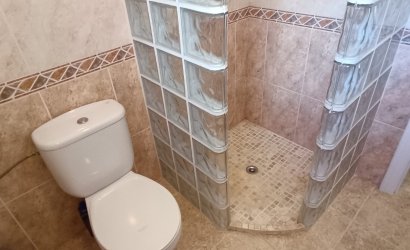 Herverkoop - Villa -
Fortuna