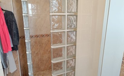 Herverkoop - Villa -
Fortuna