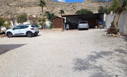 Herverkoop - Villa -
Fortuna