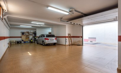 Herverkoop - Villa -
Los Montesinos - La Herrada