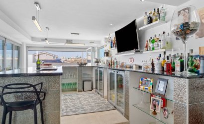 Resale - Villa -
Ciudad Quesada