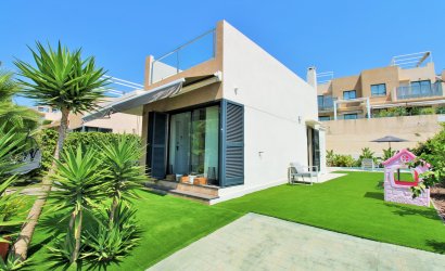 Reventa - Villa -
La Zenia