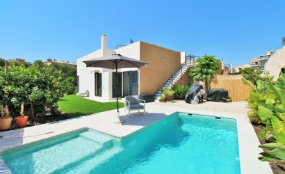 Reventa - Villa -
La Zenia