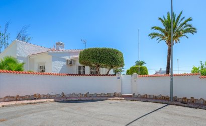 Resale - Villa -
Ciudad Quesada