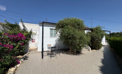 Revente - Villa -
Blanca