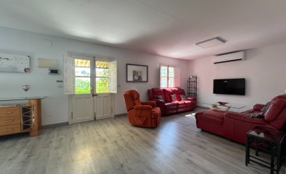 Revente - Villa -
Blanca