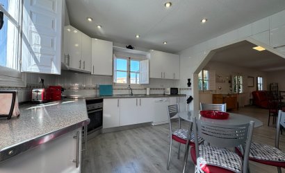 Revente - Villa -
Blanca