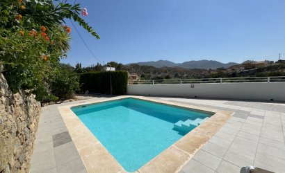 Revente - Villa -
Blanca