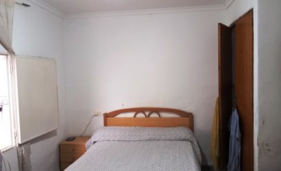 Herverkoop - Villa -
Oliva