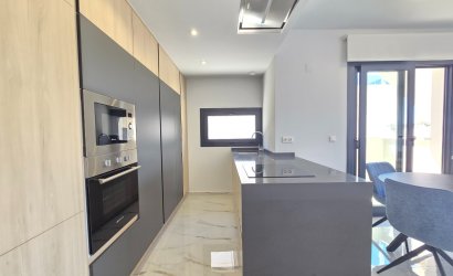Herverkoop - Apartment / Flat * -
Orihuela Costa - Los Altos *