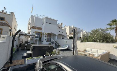 Herverkoop - Herenhuis -
Orihuela Costa - La Zenia