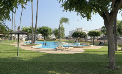 Herverkoop - Herenhuis -
Orihuela Costa - La Zenia