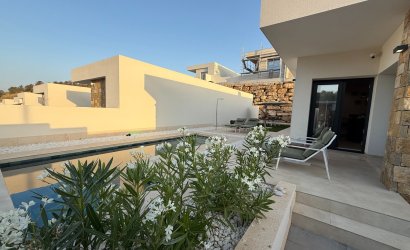 Herverkoop - Villa -
Finestrat