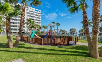 Reventa - Apartment -
Orihuela Costa - Punta Prima