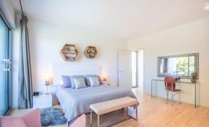 Herverkoop - Villa -
Las Colinas Golf - Costa Blanca