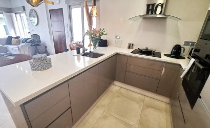 Resale - Villa -
Pau 26 - Villamartin