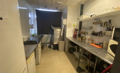 Herverkoop - Reclame -
Algorfa - Inland