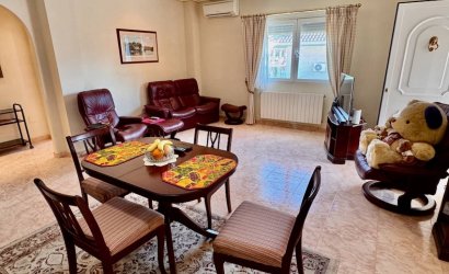 Reventa - Villa -
Benferri