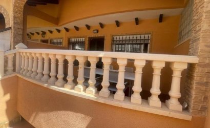 Reventa - Adosado -
Guardamar del Segura - Urbanizaciones