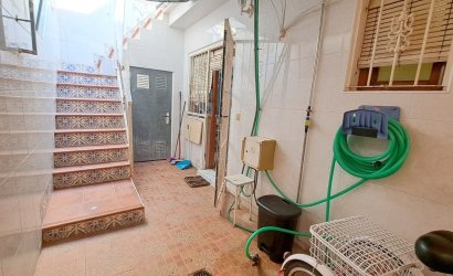 Herverkoop - Herenhuis -
Los Alcazares