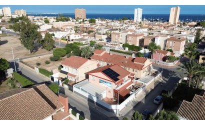 Herverkoop - Herenhuis -
San Javier