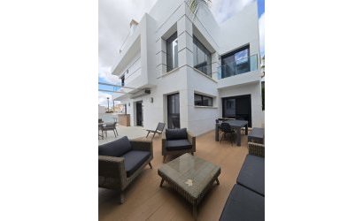 Reventa - Villa -
Ciudad Quesada