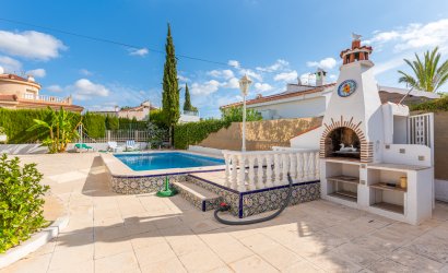 Herverkoop - Villa -
Ciudad Quesada