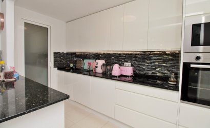 Resale - Apartment -
Playa Flamenca