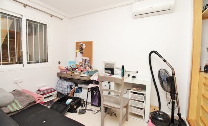 Resale - Apartment -
Playa Flamenca