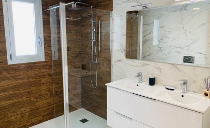 Resale - Villa -
El Raso