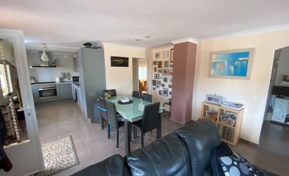 Resale - Villa -
Sax