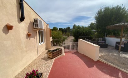 Resale - Villa -
Sax